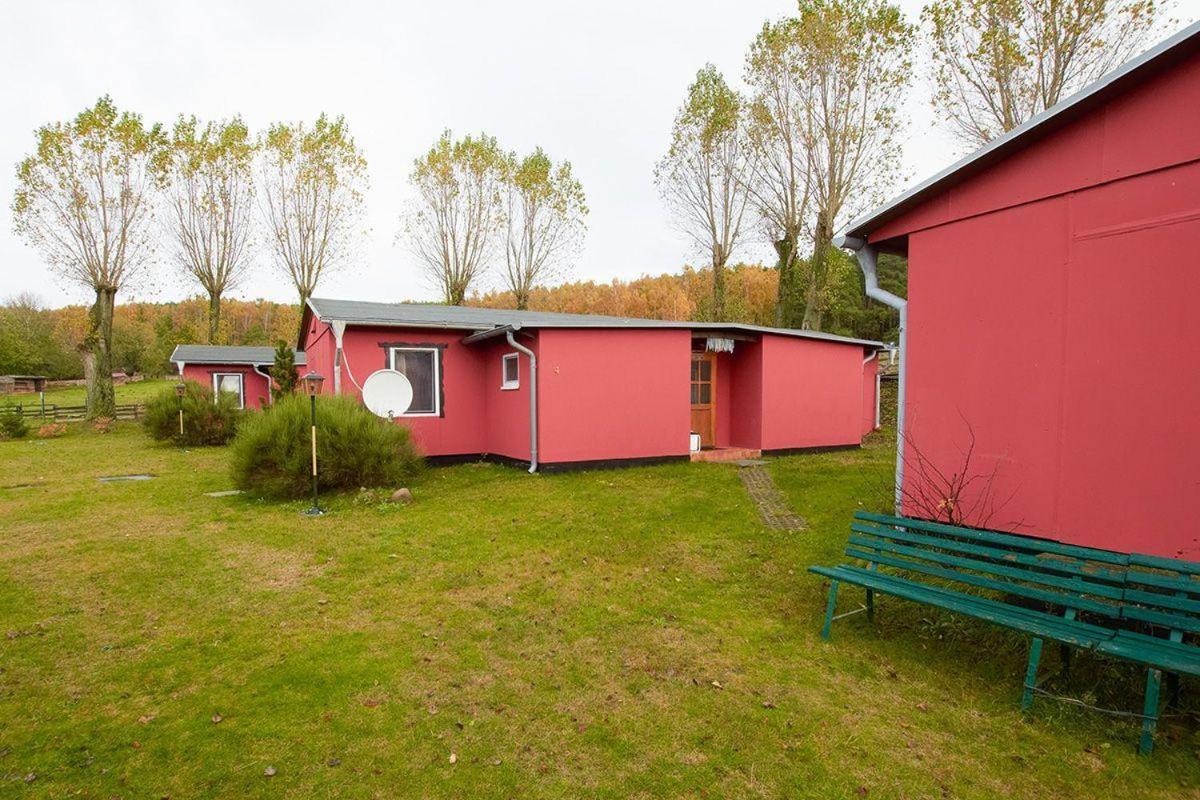 Familienzimmer Mit Gemeinschaftsbad Gross Banzelvitz Bagian luar foto